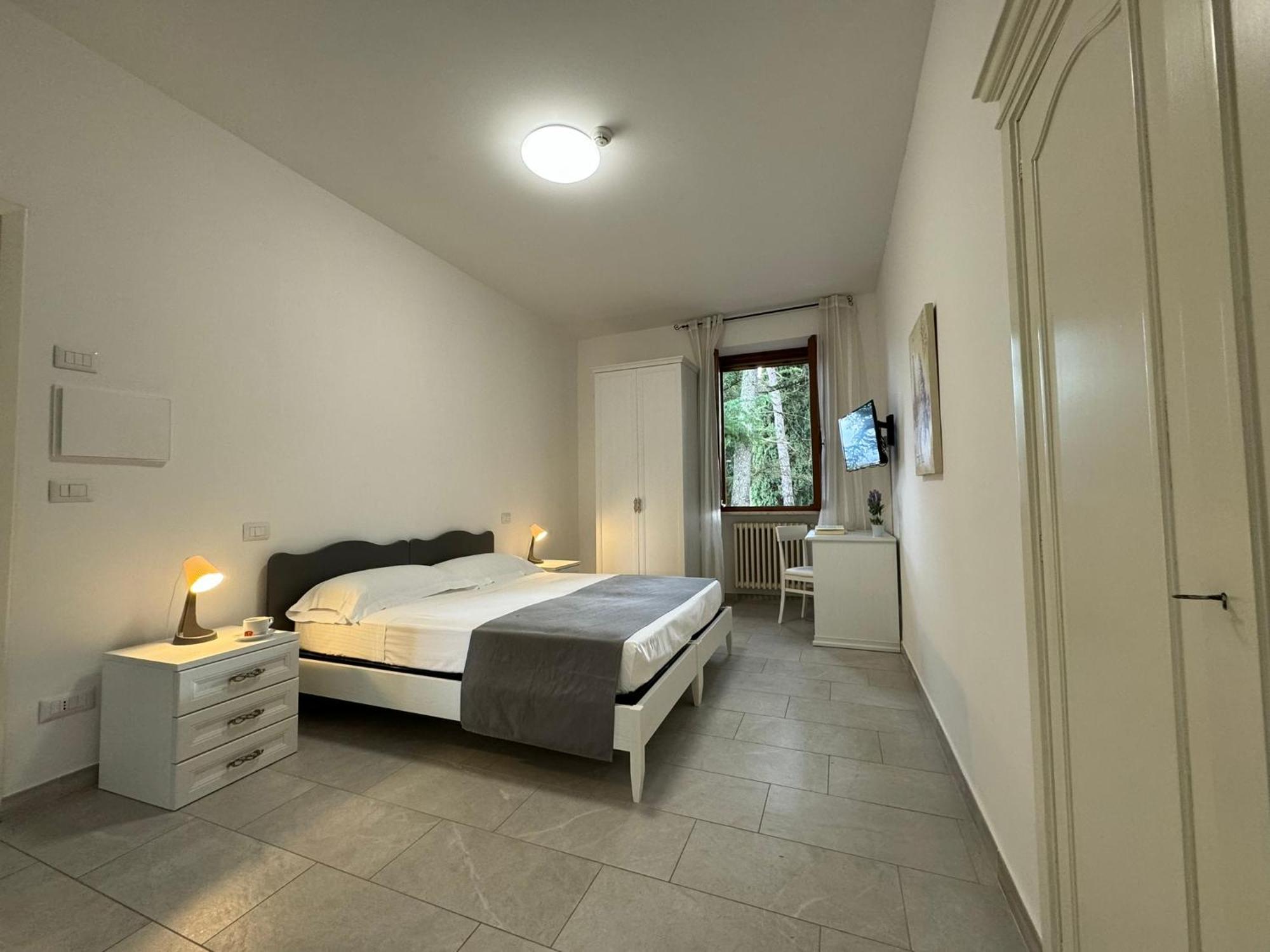 Hotel Monastero Ss. Annunziata Todi Exteriér fotografie A room at the hotel