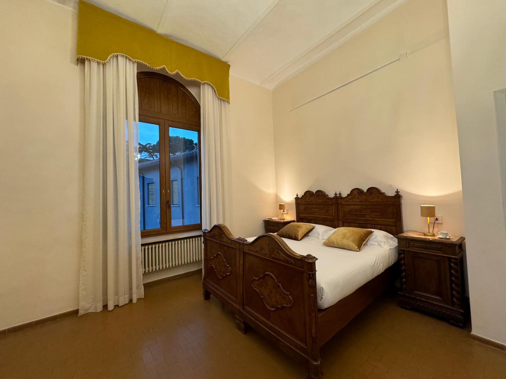 Hotel Monastero Ss. Annunziata Todi Exteriér fotografie A room at the hotel